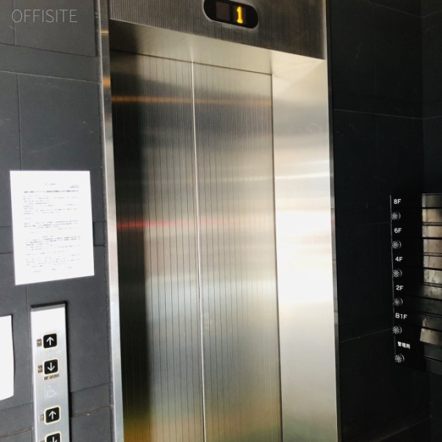 六本木グリーンビル エレベーター