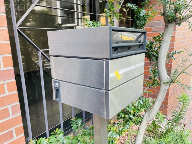 サン・クロレラビル 1F郵便受け