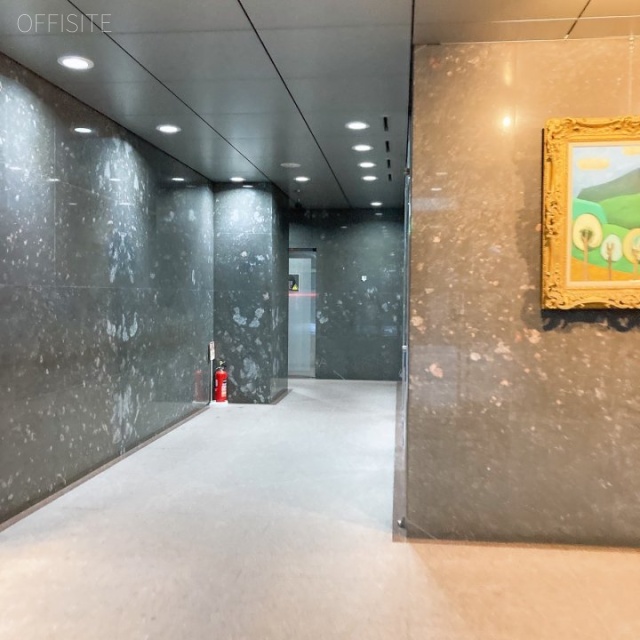 楠和日本橋ビル エントランス