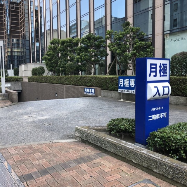 大森ベルポートD館 駐車場