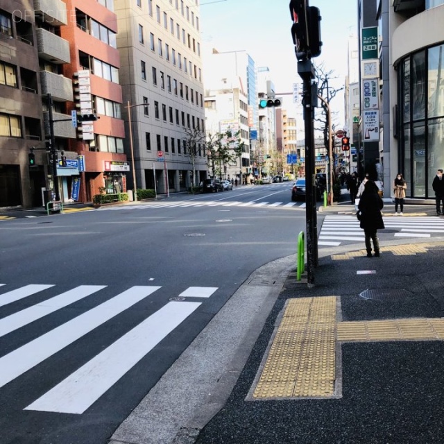 内神田渋谷ビル ビル前面道路