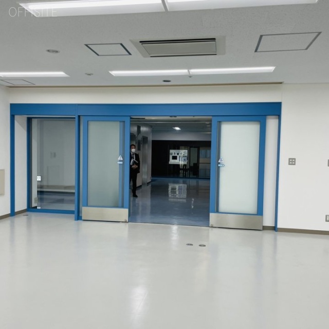 ヒューリック葛西臨海ビル 室内入口