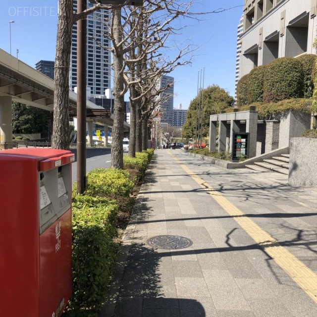 都道府県会館 ビル前面道路