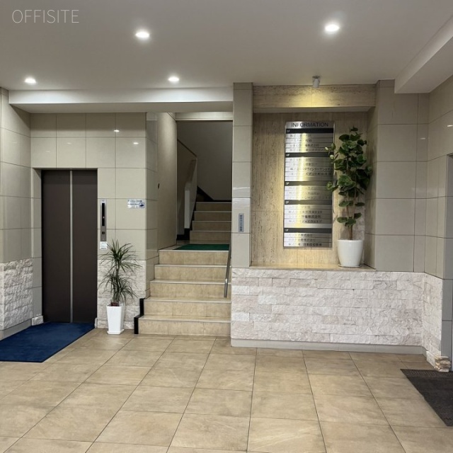 森町ビル エントランス