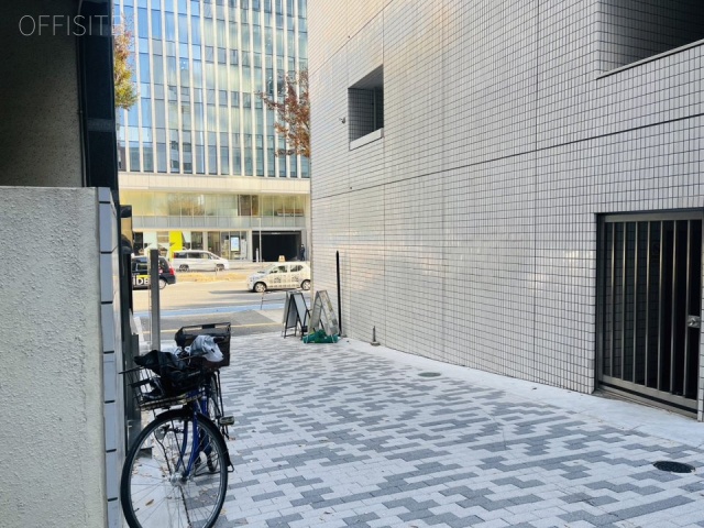 ADW北青山 前面道路