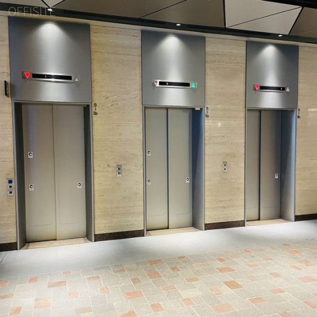 大手町ビル エレベーター