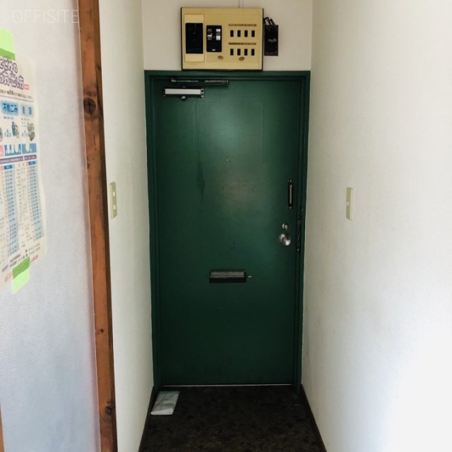 徳力ビル 401号室 玄関