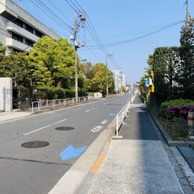 JMFビル東陽町02 ビル前面道路