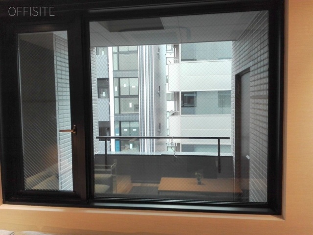 +SHIFT GINZA EAST バルコニー