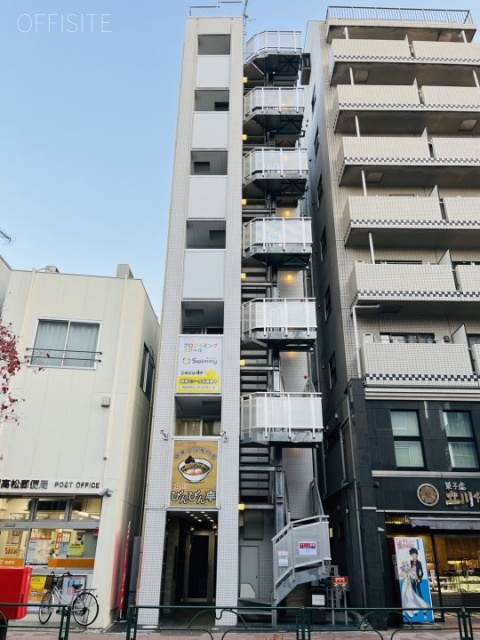 iーCAPビル 外観