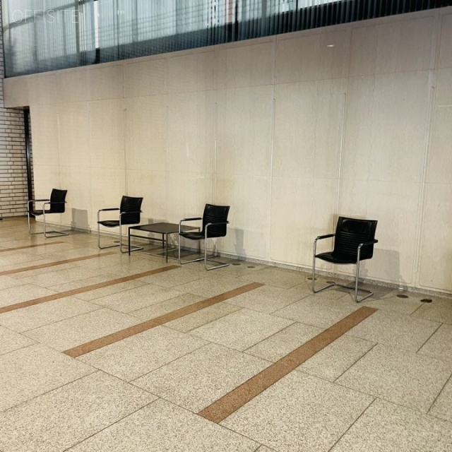 日本プレスセンタービル エントランス