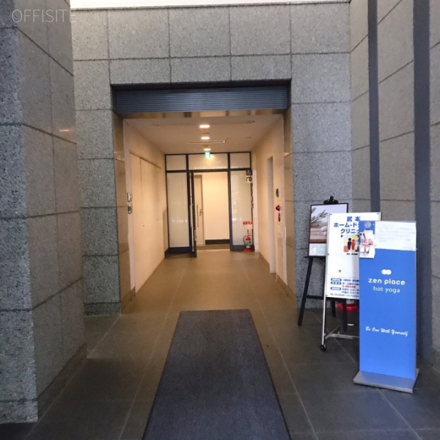 マルイト銀座第3ビル エントランス