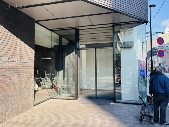 Gate Cross HONGO エントランス