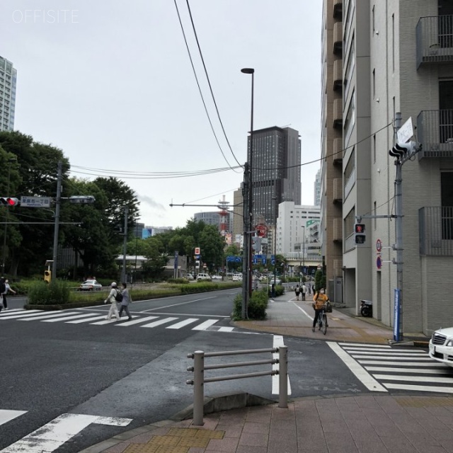 ACN東麻布ビル ビル前面道路