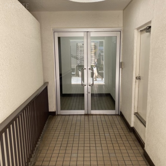 道玄坂ビル エントランス