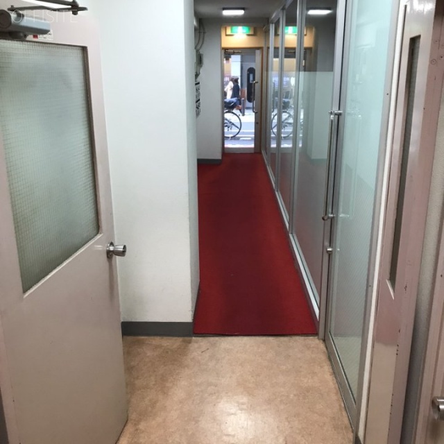 伊藤ビル エントランス