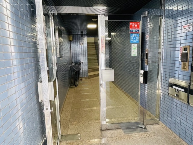 大晃(たいこう)ビル オフィスビル出入口