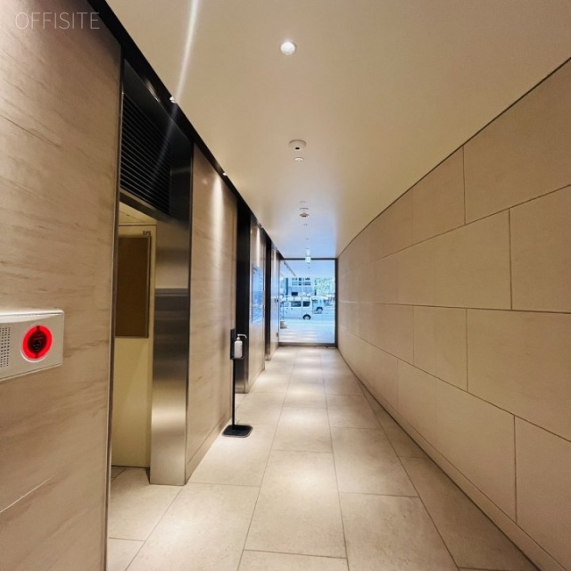 ミヤヒロビル エントランス