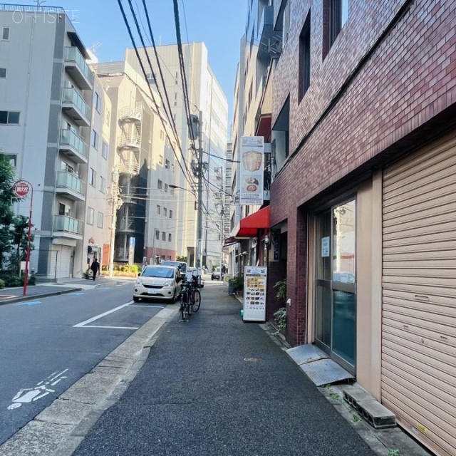 川口ビル 前面道路