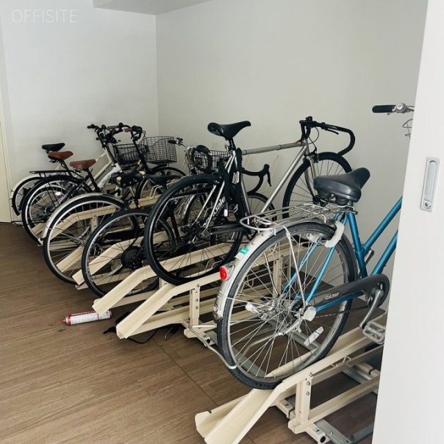 グランデュール秋葉原 駐輪場