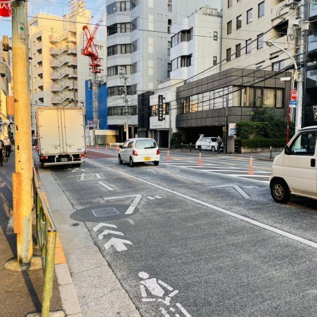 杏林(きょうりん)ビル ビル前面道路