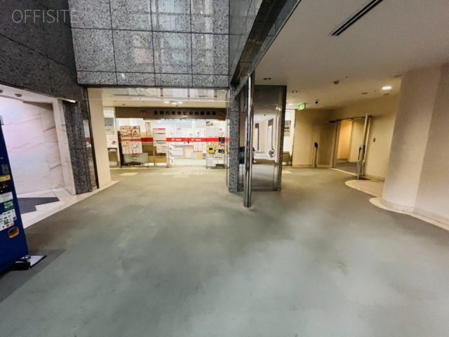 全特六本木ビル(EAST棟) 地下1階 ホール 別角度