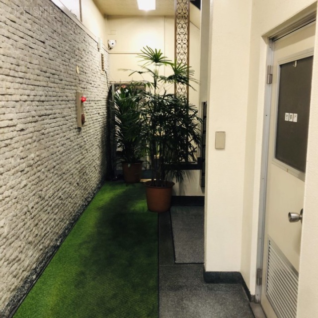 土屋ビル エントランス