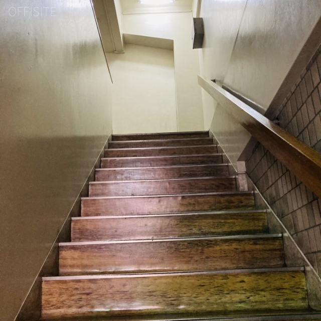 赤塚ビル エントランス