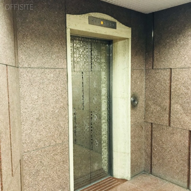 飯田橋丸ビル エレベーター