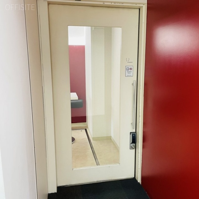 仙台中央第一生命ビルディング 通用口