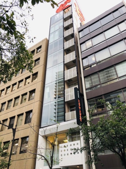 銀座クレッセントビル 外観