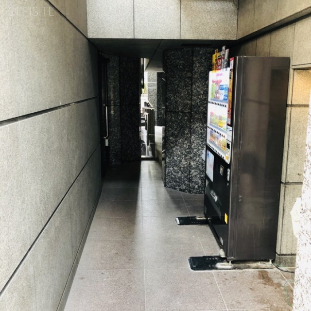 HANAIビル エントランス