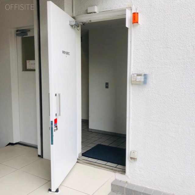 産報佐久間ビル 通用口
