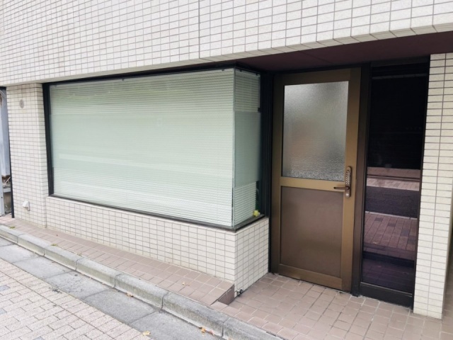 ルミエールお茶の水ビル 1F部分