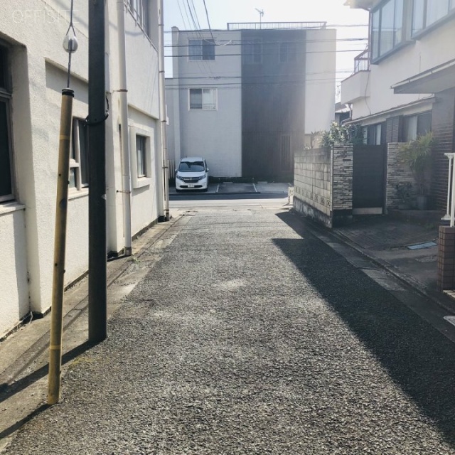 等々力6丁目貸店舗・事務所 側道
