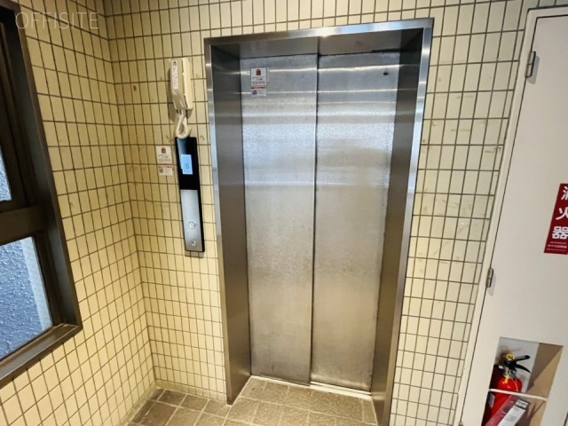 飯田ビル エントランス