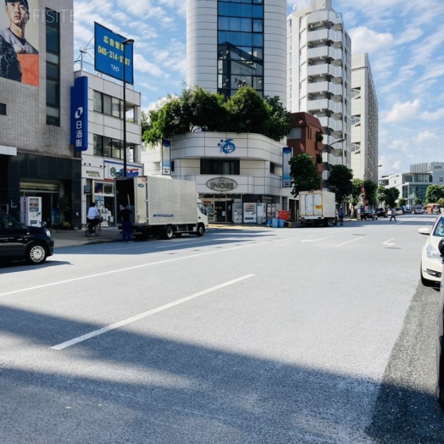 第2猪瀬ビル ビル前面道路