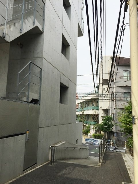 シルバラード 6 design 外観