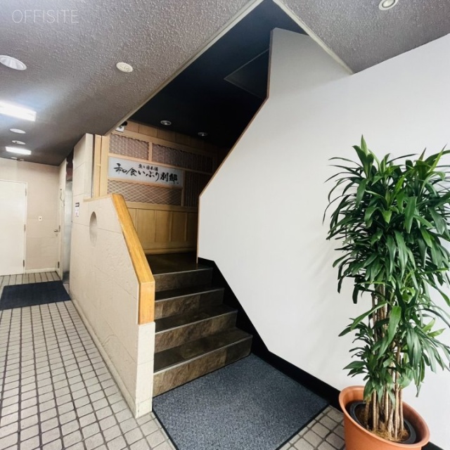 太洋ビル 内階段