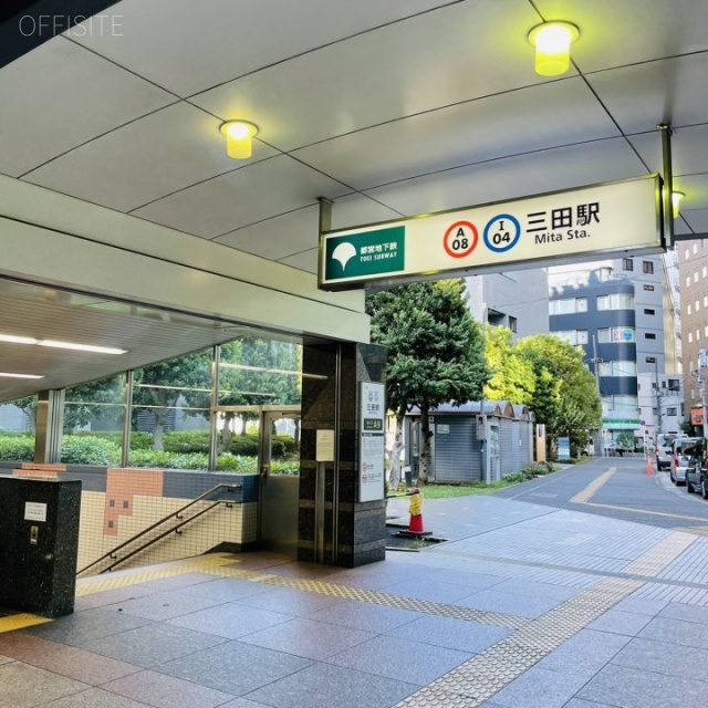 グーゴルプレックス・ミレニアムビル 最寄り駅