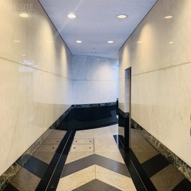 吉野第二ビル エントランス