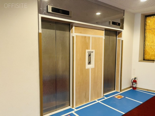 市ヶ谷KSビル エントランス