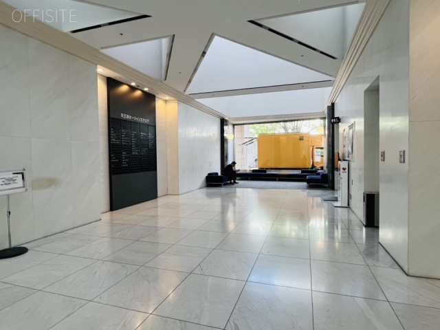 天王洲オーシャンスクエア エントランスホール