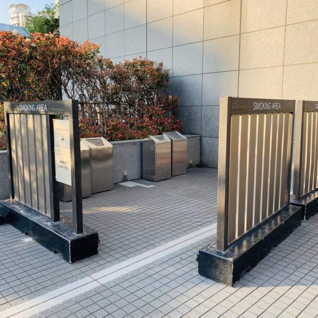 台場フロンティアビル 喫煙スペース