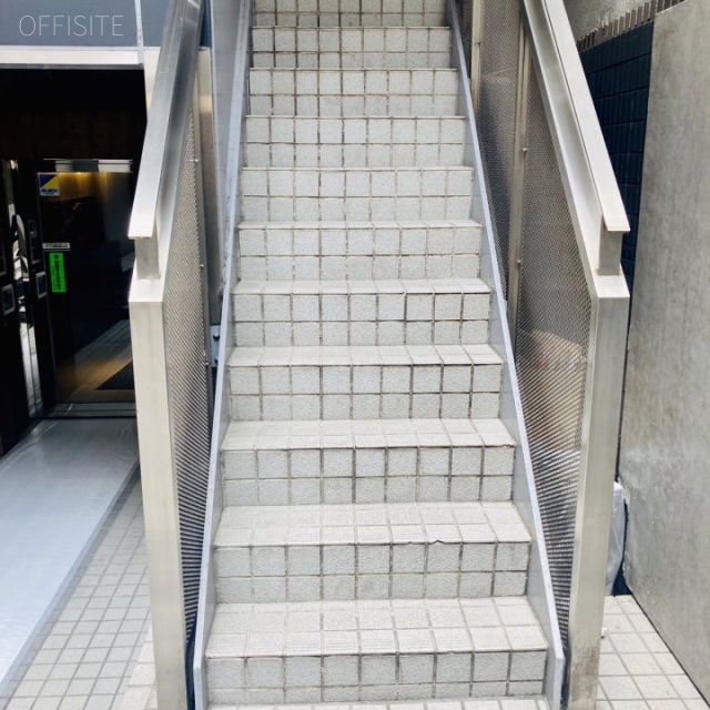 MAビル芝ⅢANNEX 外階段