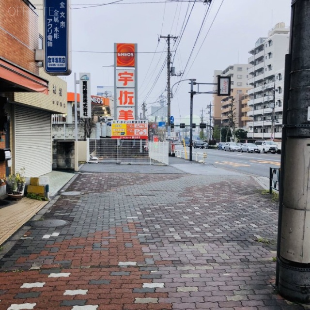 東和谷原ビル ビル前面道路