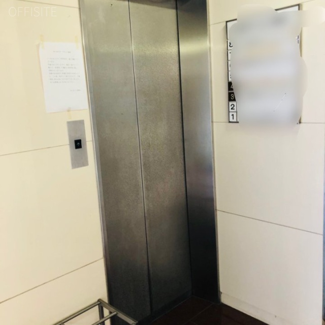 NCKビル エントランス