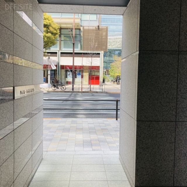 ハイホーム六本木ビル エントランス