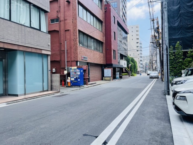 東京エムワイビル 前面道路