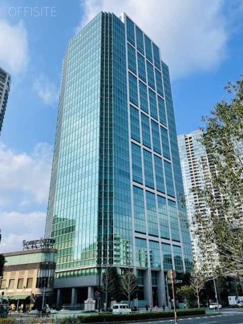 NBFプラチナタワー 外観